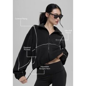 NWT ALO Yoga Cropped Fleece Jacket Zip Up Sz XS (MSRP $198)